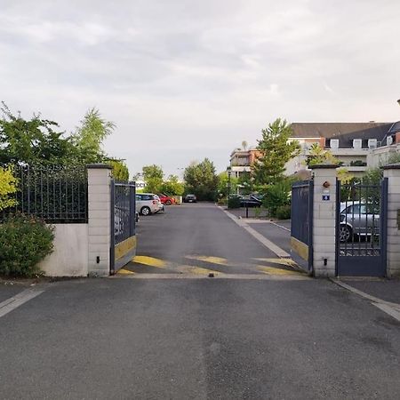 Voyage En Touraine Apartment Fondettes Luaran gambar