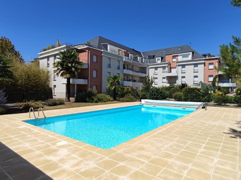 Voyage En Touraine Apartment Fondettes Luaran gambar